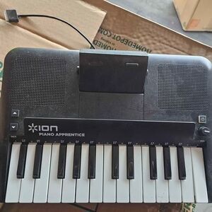 ION Piano Apprentice Keyboard
